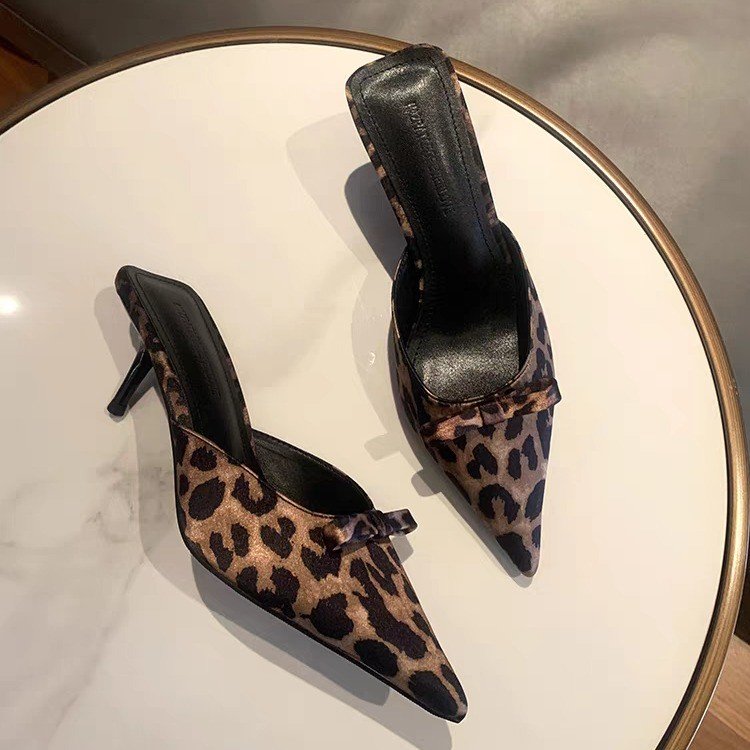 damespantoffels met puntige ho - Ethnic Fashion Women recensie en prijs